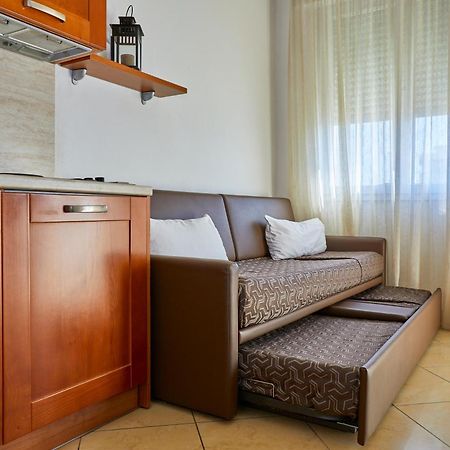 Residence Fellini Rimini Exterior foto