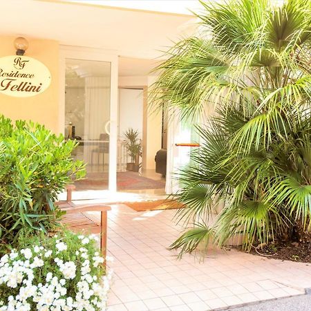 Residence Fellini Rimini Exterior foto