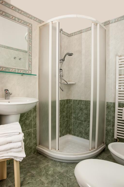 Residence Fellini Rimini Cameră foto